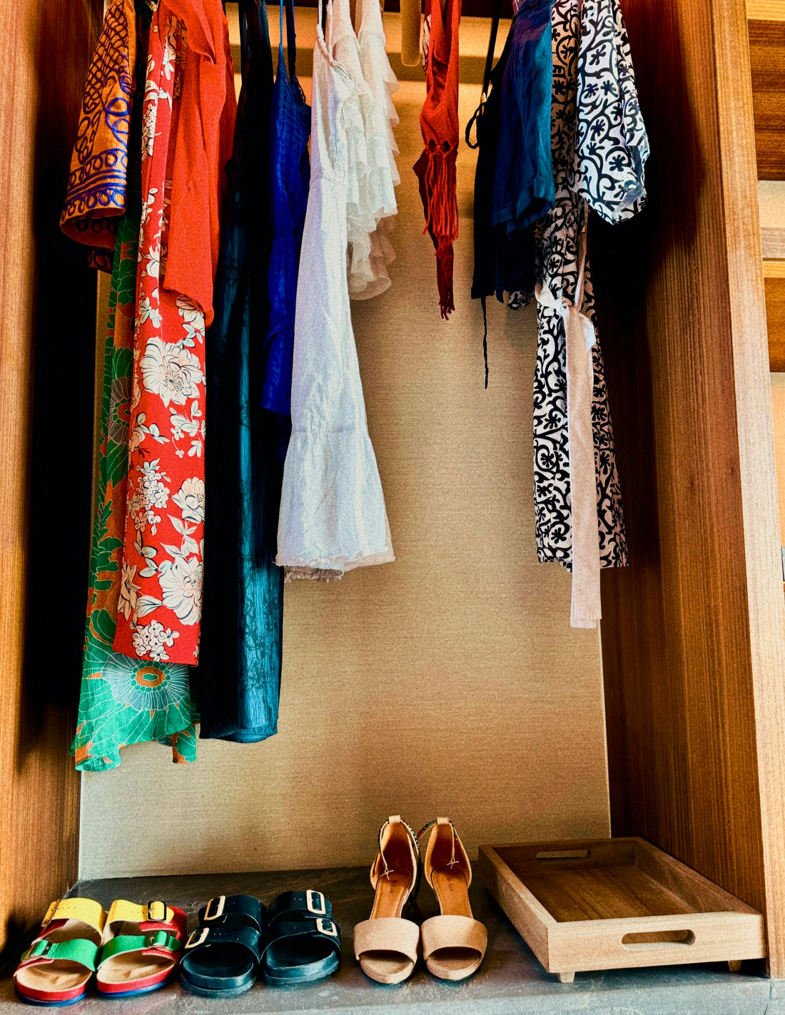 The Most Comfortable Arch Supporting Sandals and Slides for a Beach Vacation